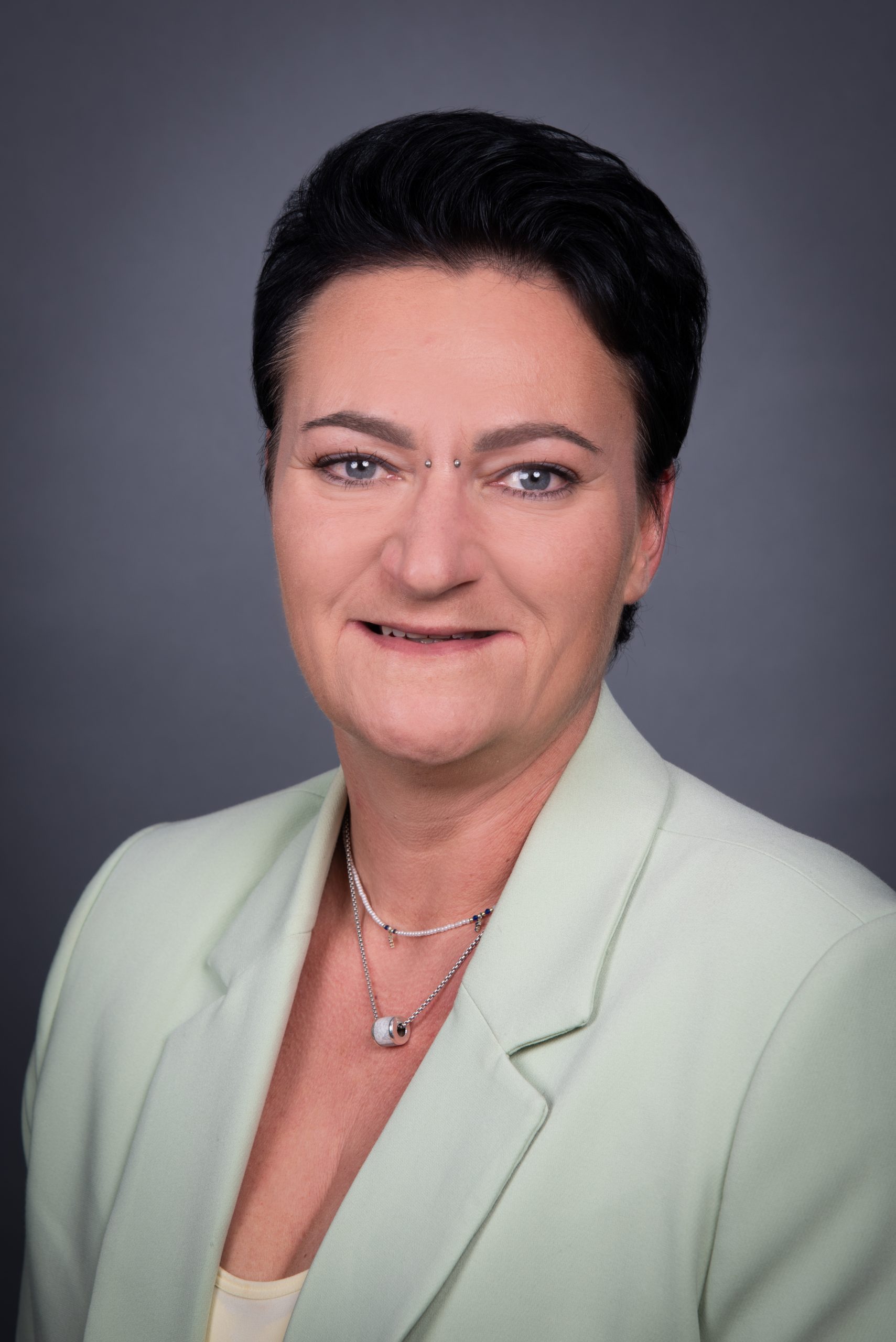 Maria Tsoumos-Dienst